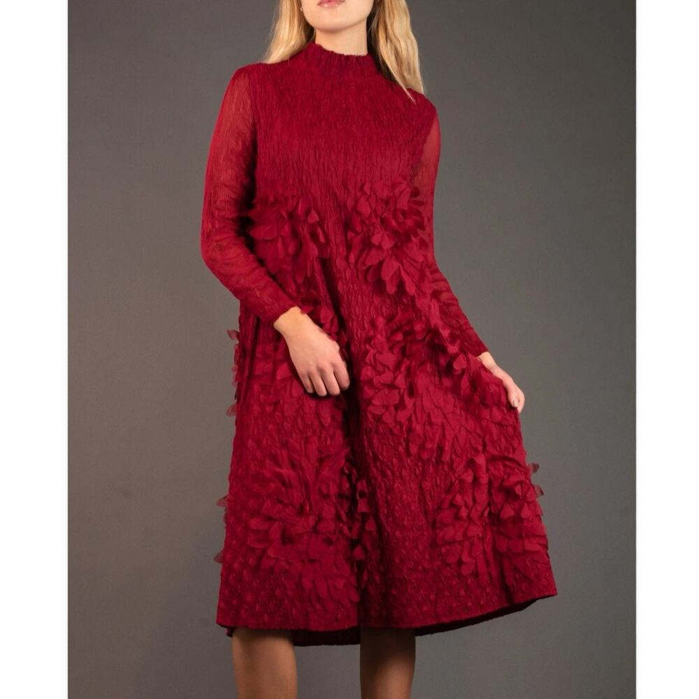 NWT QUEENIA Mock Neck Textured Midi Petal Dress - Red - Long Sleeves - Size L/XL